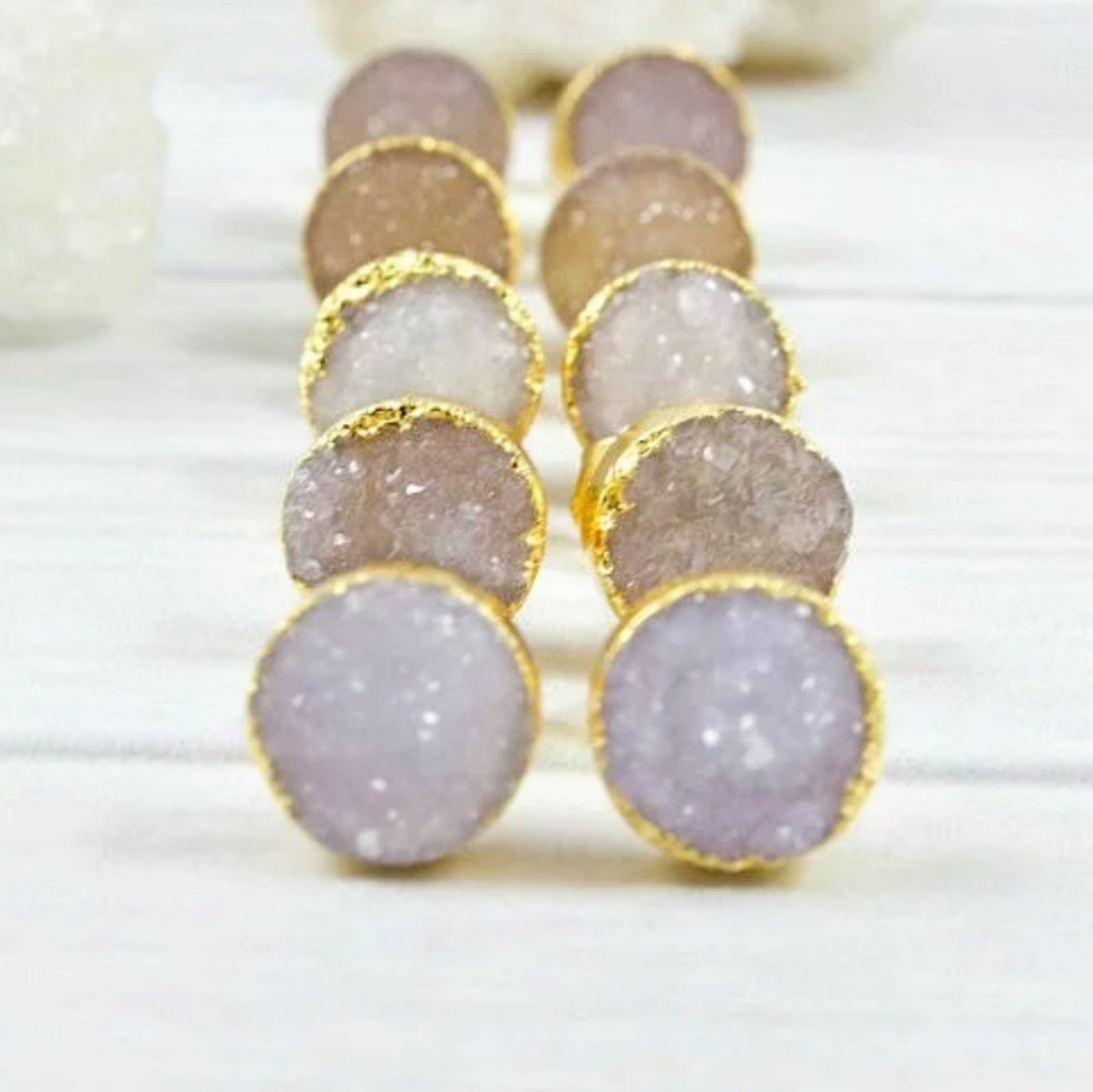 Genuine natural agate druzy studs